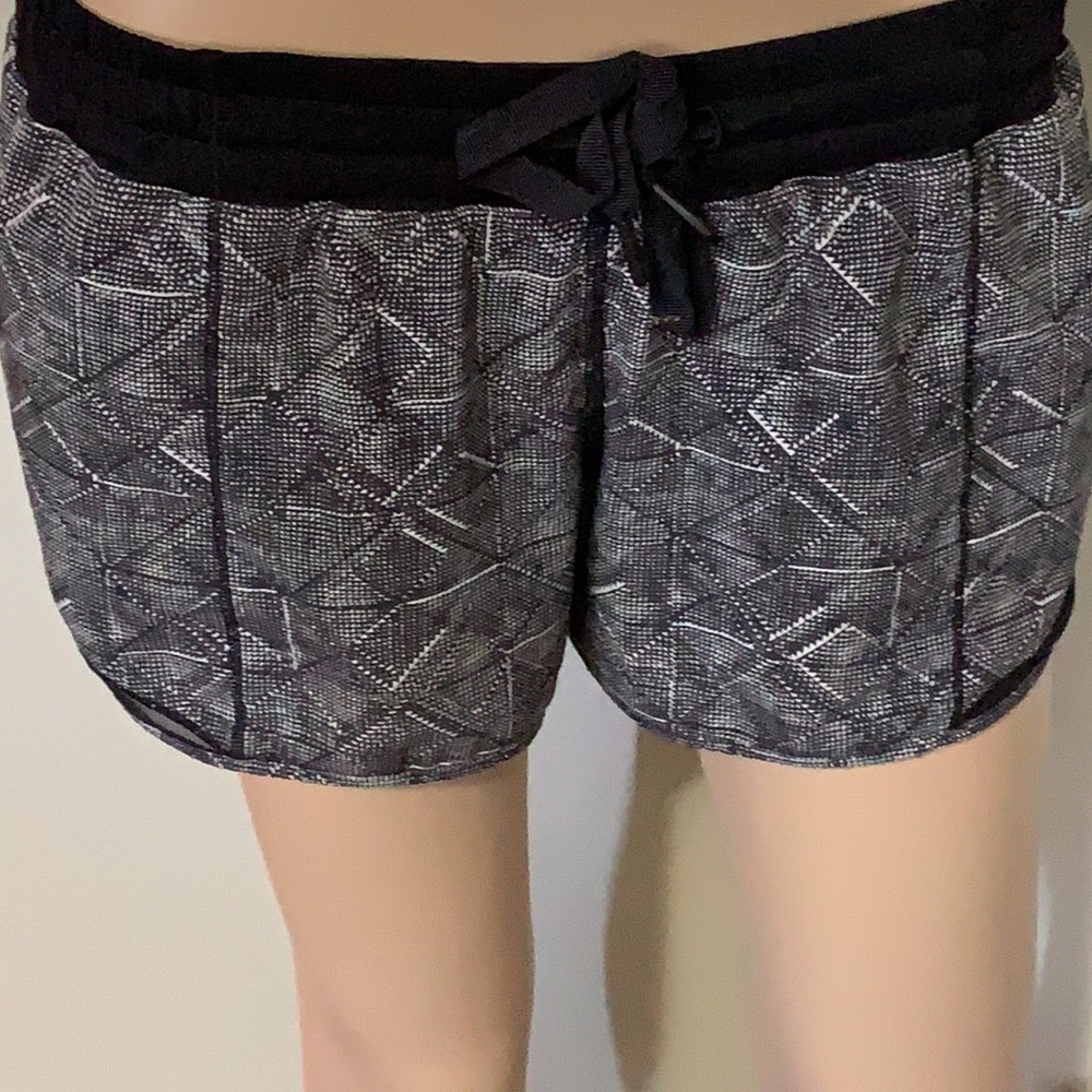 Women Lululemon shorts